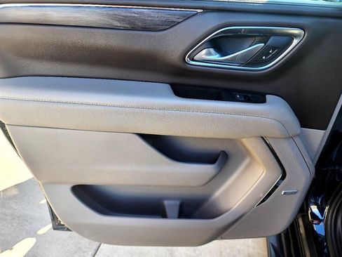 Used 2023 GMC Yukon XL SLT image 27