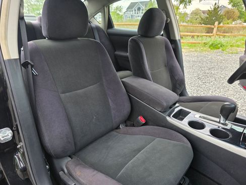 Used 2013 Nissan Altima 2.5 S FWD image 16