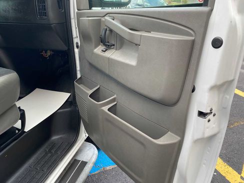 Used 2024 Chevrolet Express 2500 w/ Driver Convenience Package RWD image 30