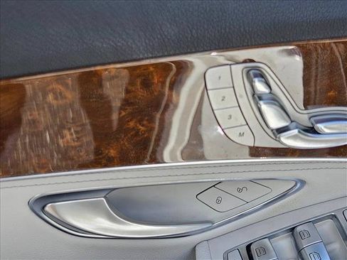 Used 2015 Mercedes-Benz C 300 Sedan image 6