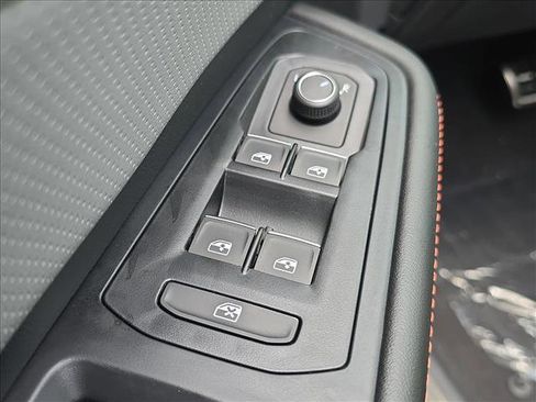 New 2026 Volkswagen Atlas Peak Edition AWD/4WD image 5