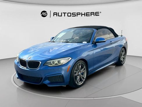 Used 2016 BMW M235i Convertible w/ Technology Package image 31