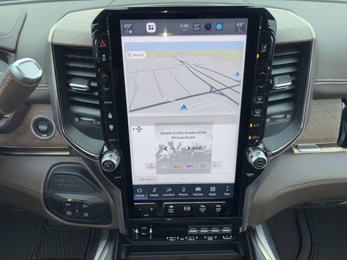 New 2026 RAM 2500 Limited image 27