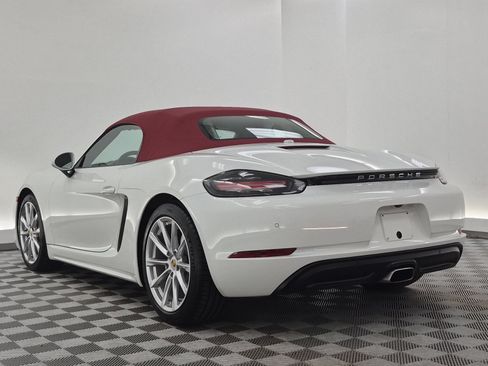 Used 2022 Porsche 718 Boxster RWD image 3