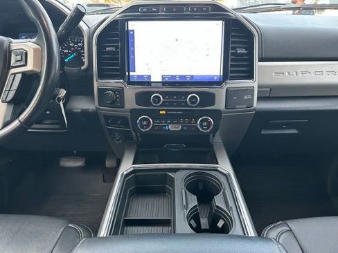 Certified 2022 Ford F450 Lariat w/ Lariat Value Package image 15