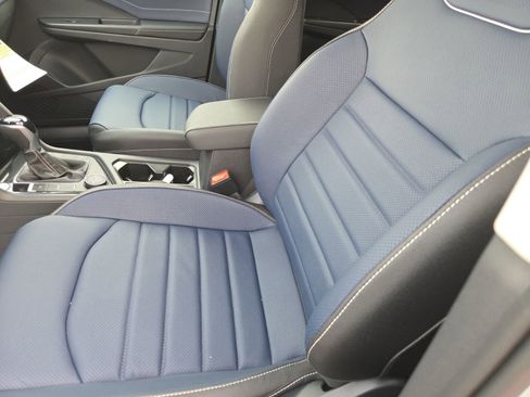New 2026 Volkswagen Taos SEL AWD/4WD image 18
