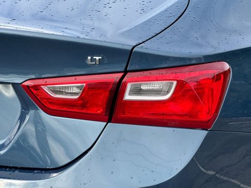 Used 2024 Chevrolet Malibu LT image 32