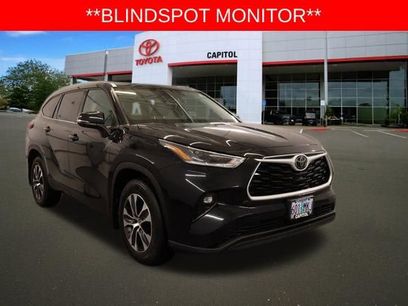 Used 2021 Toyota Highlander XLE