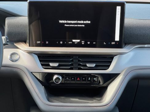 New 2026 Ford Explorer Active w/ Active Comfort Package image 13