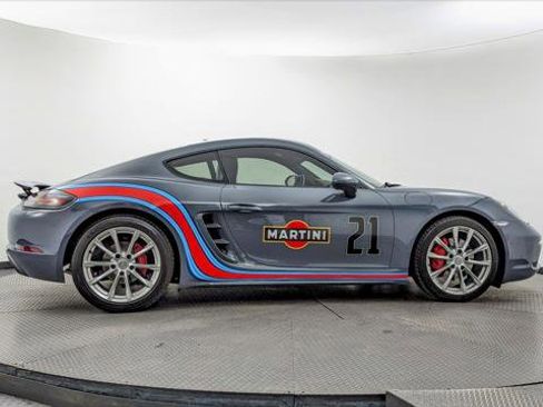 Used 2017 Porsche 718 Cayman S image 9