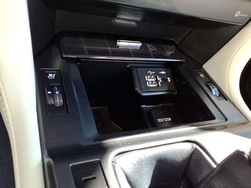 Certified 2023 Lexus GX 460 Premium w/ Premium Package AWD/4WD image 22