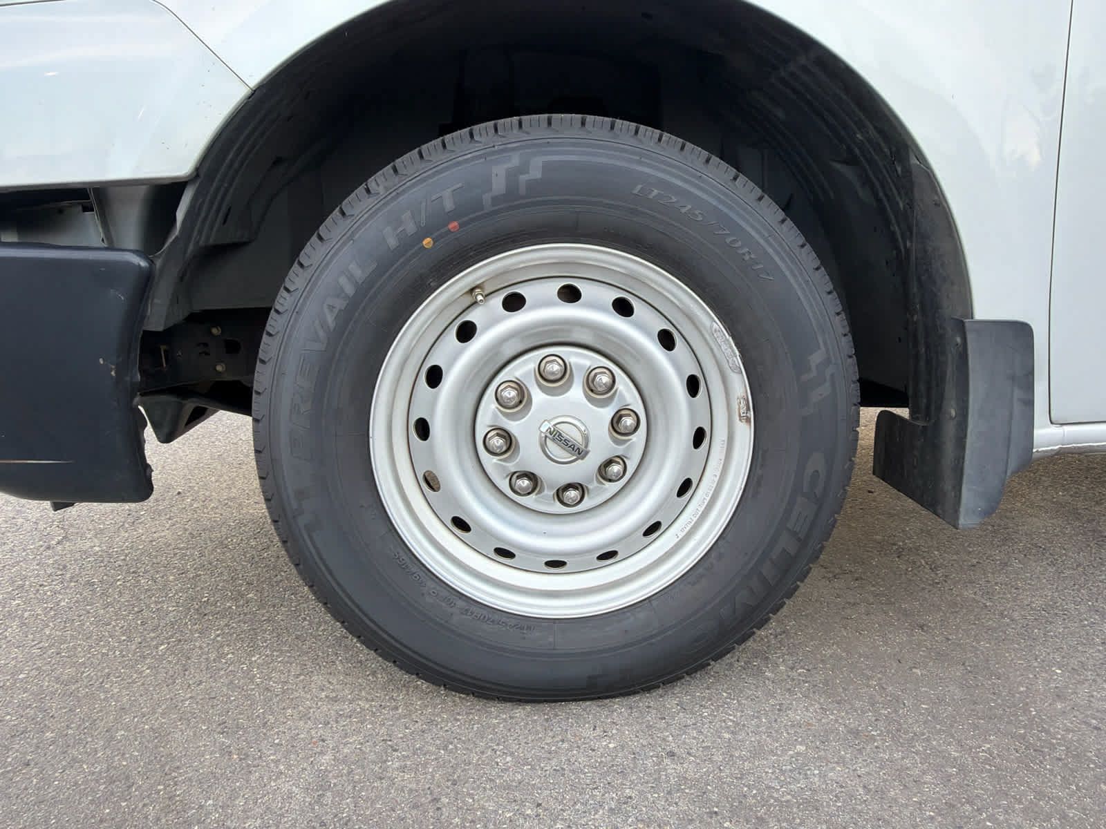 Used 2020 Nissan NV 2500 S RWD image 10