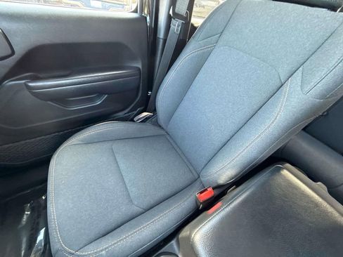 Used 2024 Jeep Wrangler Sport S image 31