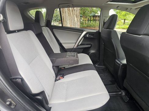 Used 2018 Toyota RAV4 XLE w/ Convenience Package AWD/4WD image 35