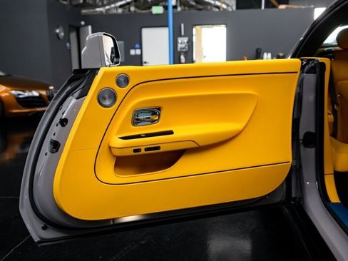 Used 2025 Rolls-Royce Spectre Black Badge w/ Spectre Enhancement Package image 30