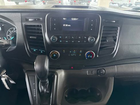 Used 2025 Ford Transit 250 148 Medium Roof RWD image 30