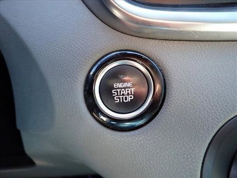 Used 2017 Kia Sorento SX image 24