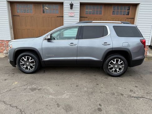 Used 2021 GMC Acadia SLE w/ Driver Convenience Package image 6