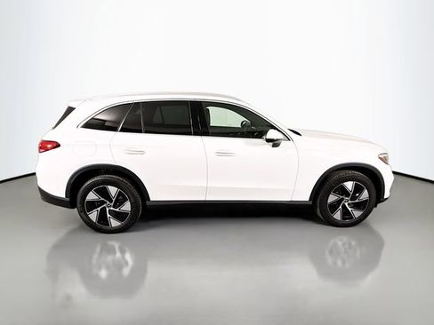 Used 2024 Mercedes-Benz GLC 300 image 8