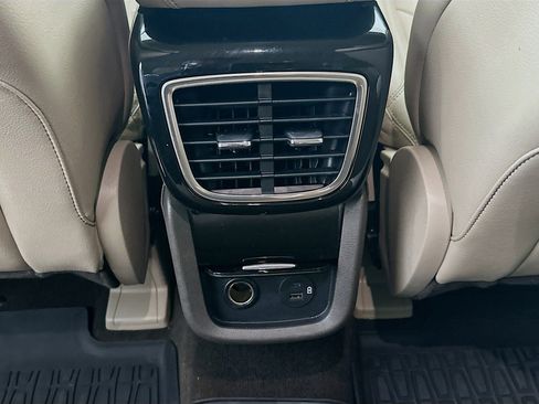 Used 2022 Lincoln Nautilus FWD w/ Premium Package image 28