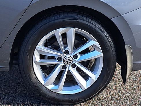 Used 2020 Volkswagen Passat 2.0T SE image 30