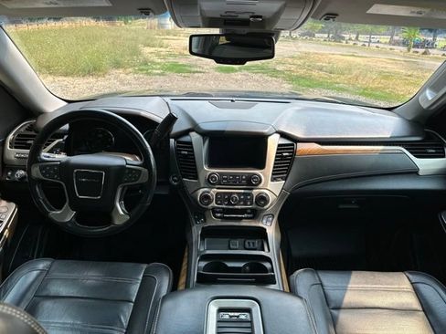 Used 2020 GMC Yukon Denali AWD/4WD image 30