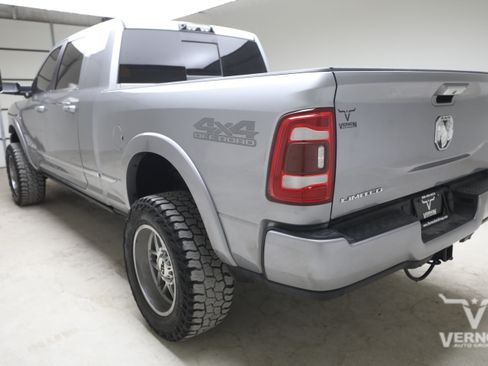 Used 2020 RAM 2500 Limited AWD/4WD image 3