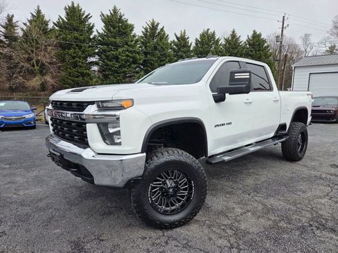 Used 2021 Chevrolet Silverado 2500 LT image 1