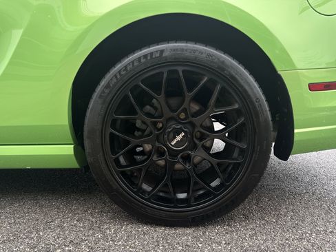 Used 2013 Ford Mustang GT w/ Electronics Pkg image 30