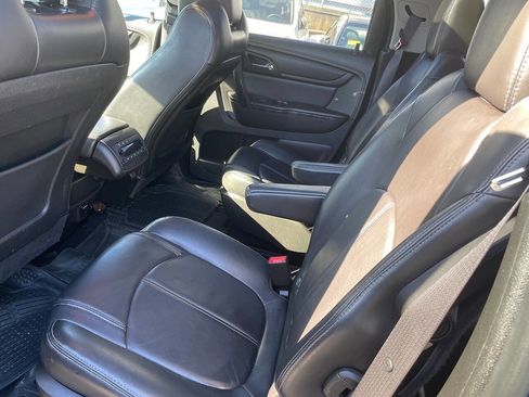 Used 2014 GMC Acadia SLT image 11