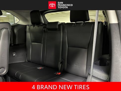 Used 2022 Toyota Highlander Platinum AWD/4WD image 17