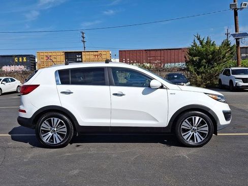 Used 2016 Kia Sportage EX AWD/4WD image 7