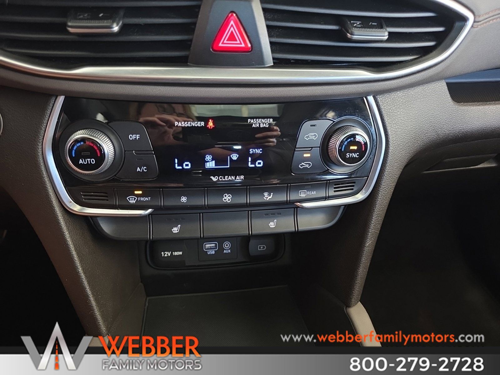 Used 2019 Hyundai Santa Fe Limited AWD/4WD image 19