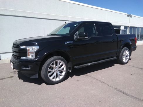 Used 2018 Ford F150 Lariat w/ Equipment Group 502A Luxury AWD/4WD image 2