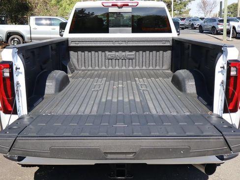 New 2026 GMC Sierra 3500 Denali w/ Denali Reserve Package AWD/4WD image 8