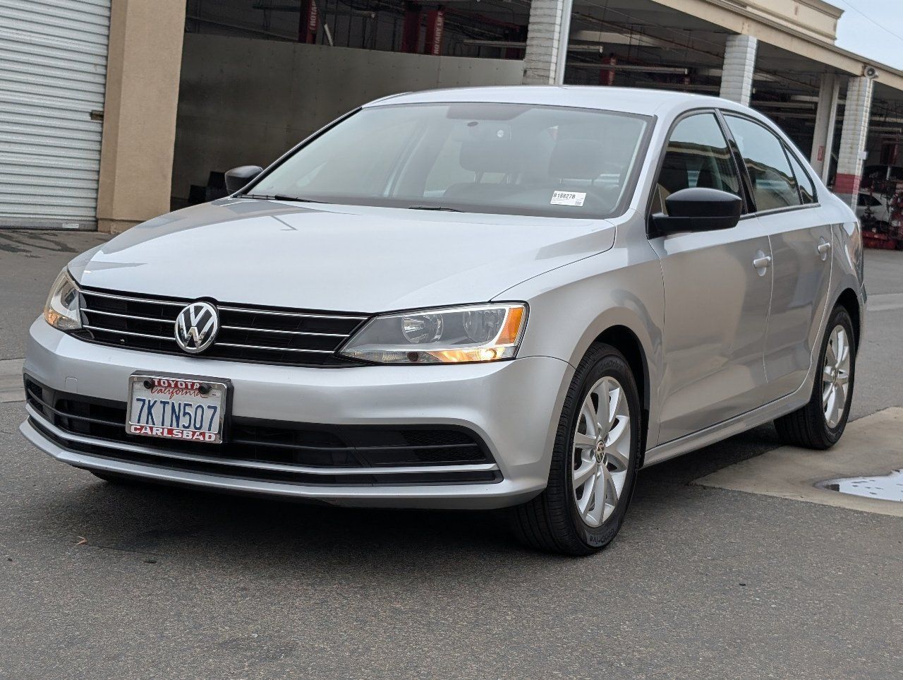 Used 2015 Volkswagen Jetta SE FWD image 11