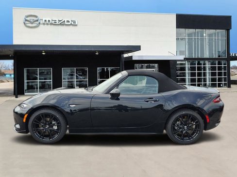 New 2026 MAZDA MX-5 Miata Club image 3