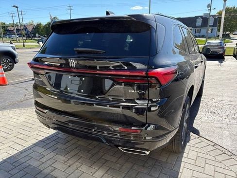 New 2026 Buick Enclave Sport Touring image 9