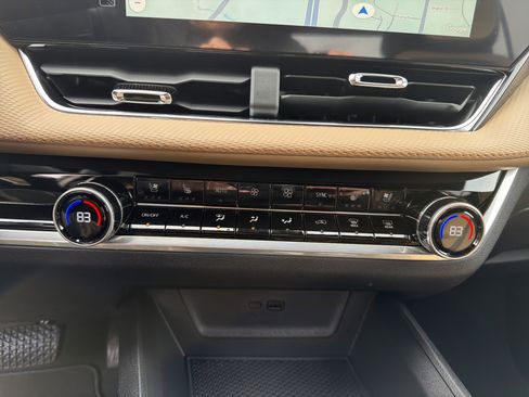 New 2026 Chevrolet Equinox ACTIV w/ Convenience Package III image 30