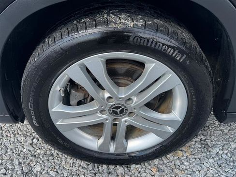 Used 2020 Mercedes-Benz GLA 250 4MATIC image 27