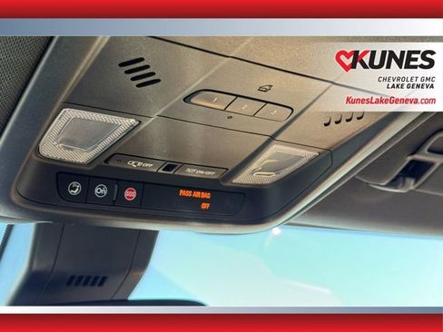 Used 2018 Chevrolet Equinox Premier w/ LPO, Cargo Package image 19