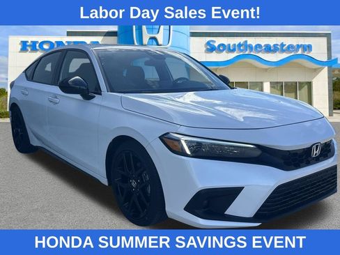 Used 2024 Honda Civic Sport image 3