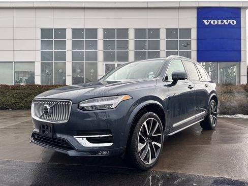 Certified 2023 Volvo XC90 B6 Plus w/ Protection Package Premier image 38