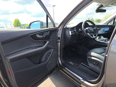 Used 2022 Audi Q7 3.0T Premium AWD/4WD image 18