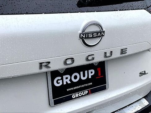 Certified 2023 Nissan Rogue SL w/ SL Premium Package FWD image 29