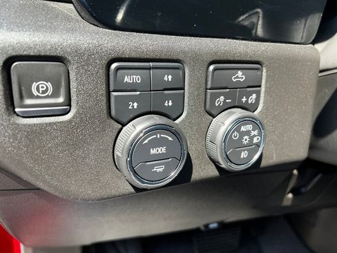Used 2023 Chevrolet Silverado 1500 RST AWD/4WD image 27
