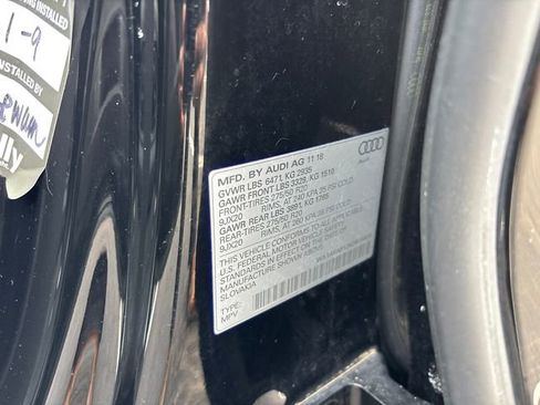 Used 2019 Audi Q8 Premium w/ Convenience Package image 35