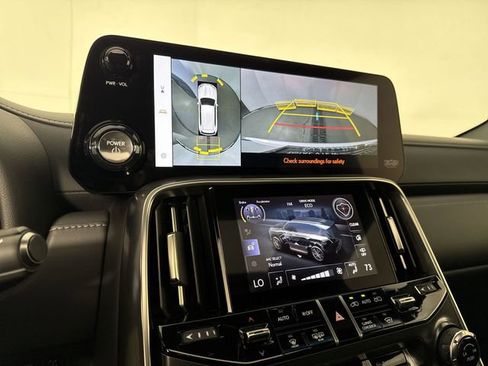 Certified 2025 Lexus LX 700h Overtrail AWD/4WD image 8