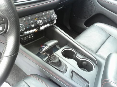 Used 2024 Dodge Durango GT image 15