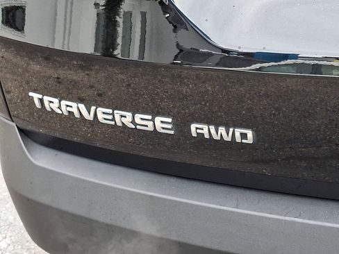 Certified 2023 Chevrolet Traverse LT w/ LT Premium Package image 34